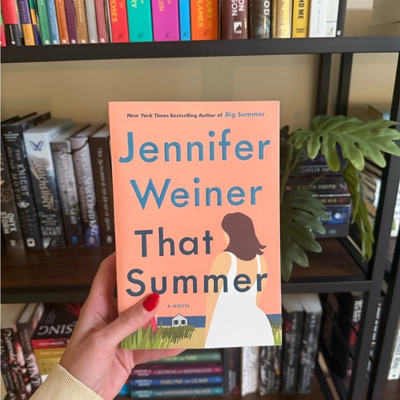 That Summer by Jennifer Weiner - Picture 1 of 2
